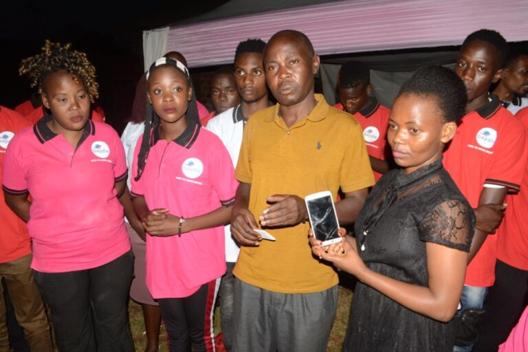 HOW TO MAKE MONEY RIGHT AT YOUR FINGERTIPS WITH BAYDLE COMPANY