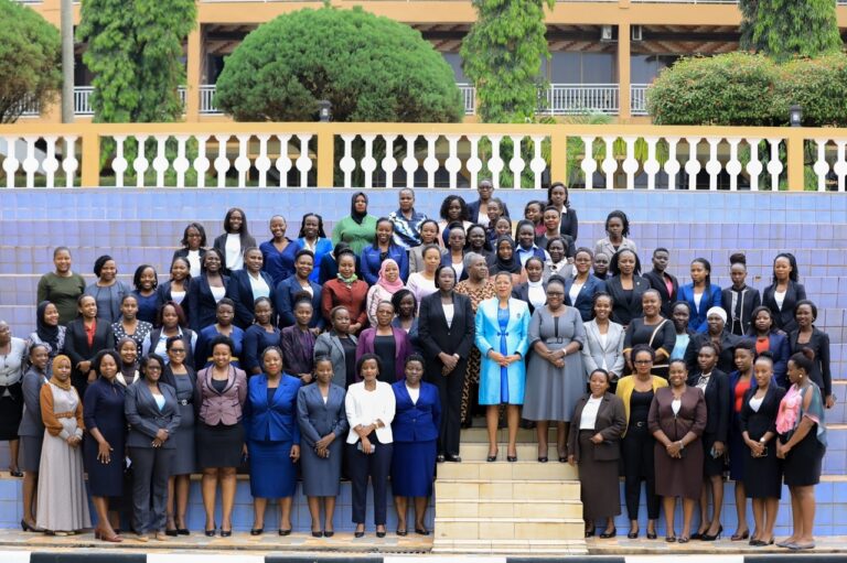 SPEAKER ANITA, PARLIAMENT FEMALE STAFF MEETING DETAILS EMERGE: WANTS EMPLOYERS TO SAFEGUARD WOMEN AGAINST SEXUAL HARASSMENT